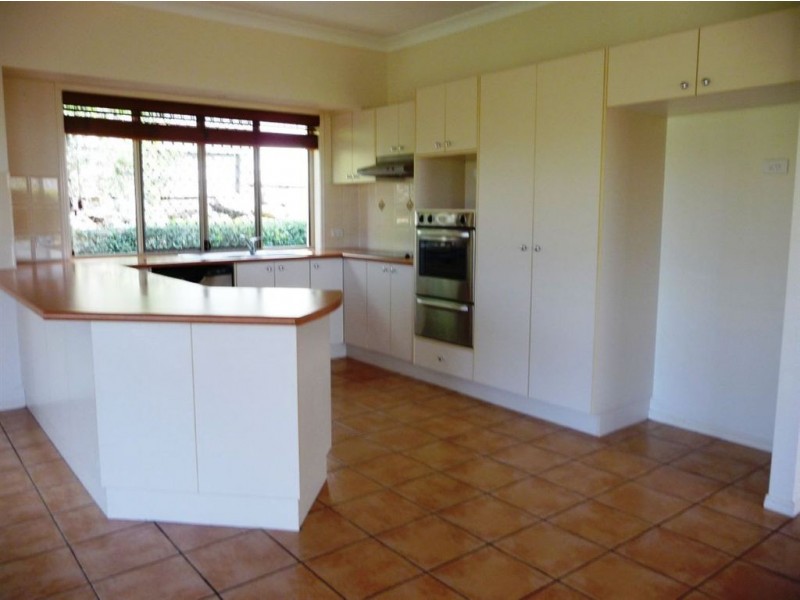 16 Rosemary Crt, Beenleigh QLD 4207