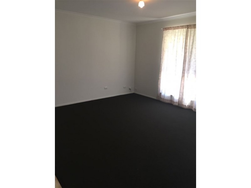 172 Holmview Rd, Holmview QLD 4207