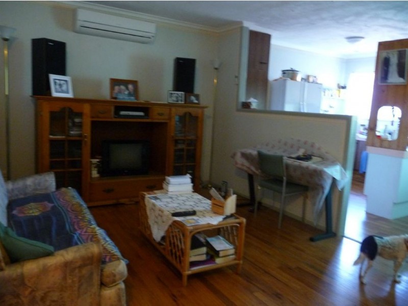 15 Camelia Street, Logan Central QLD 4114
