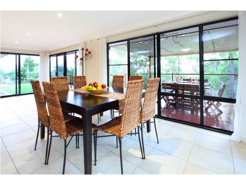 85 Wuraga Road, Bahrs Scrub QLD 4207