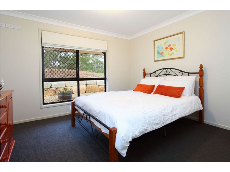 85 Wuraga Road, Bahrs Scrub QLD 4207