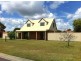 2 Eastwell Cr, Mount Warren Park QLD 4207