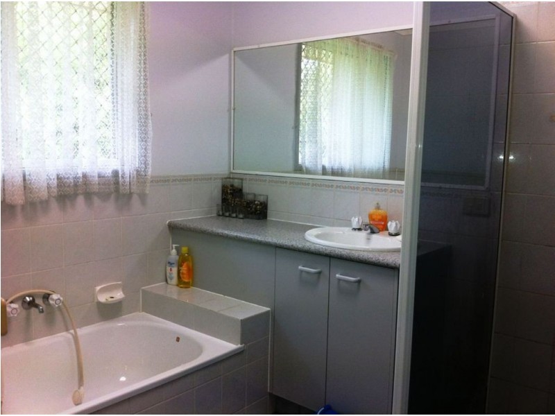 12 Clover Crt, Eagleby QLD 4207