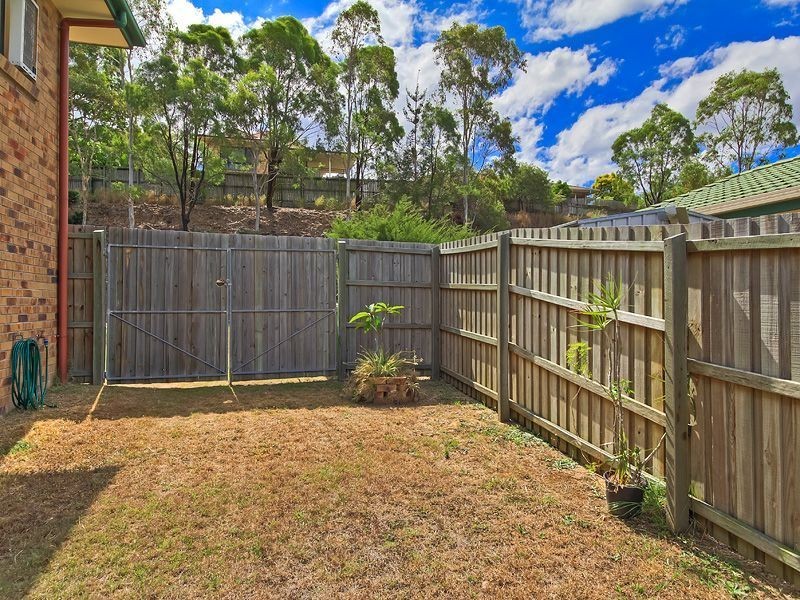 9 Barnhill Tce, Edens Landing QLD 4207
