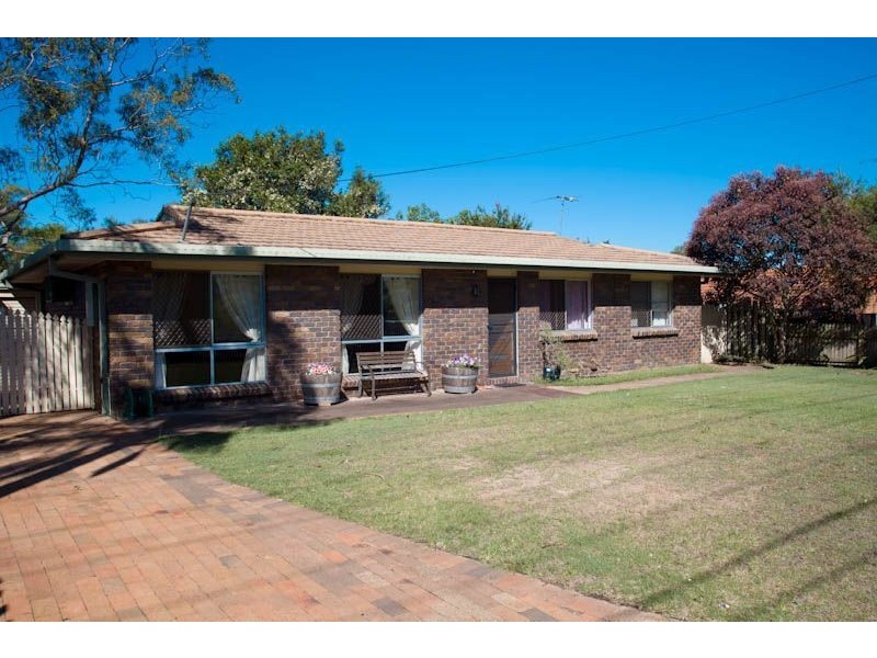 42 Harburg Drive, Beenleigh QLD 4207