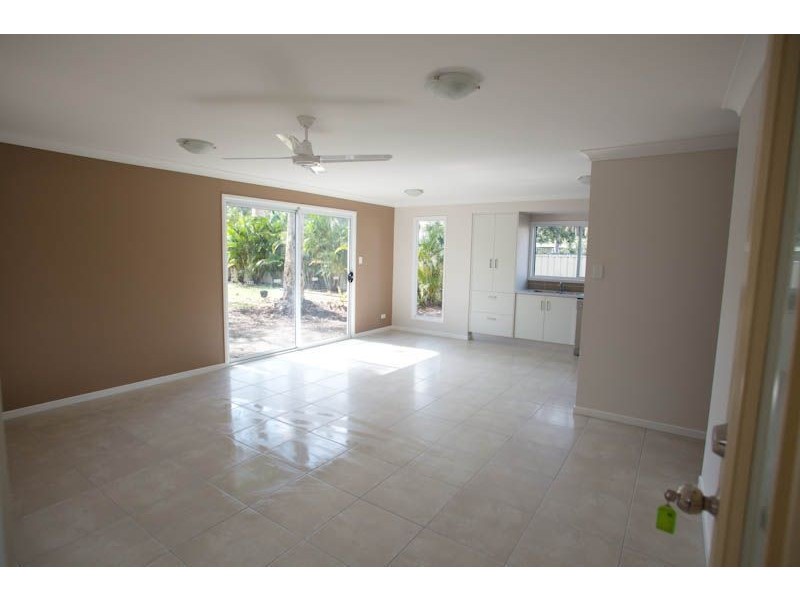 15 Tanya Ct, Eagleby QLD 4207