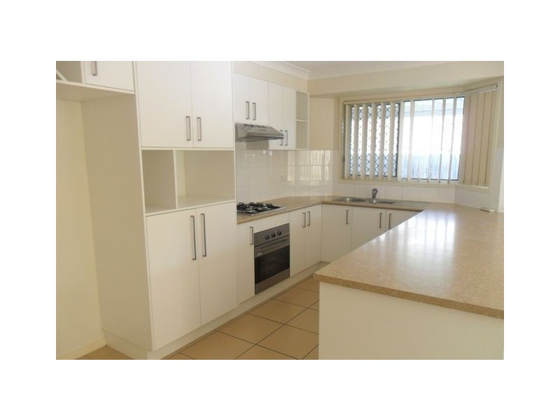 9 Shelley Ave, Mount Warren Park QLD 4207