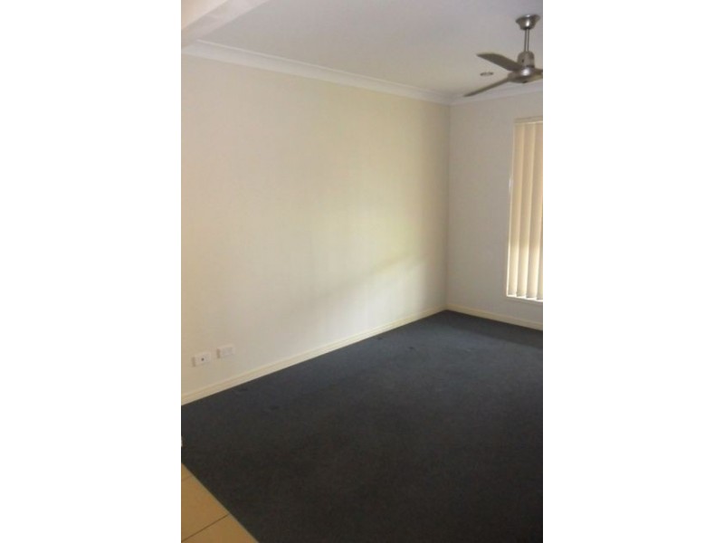 9 Shelley Ave, Mount Warren Park QLD 4207