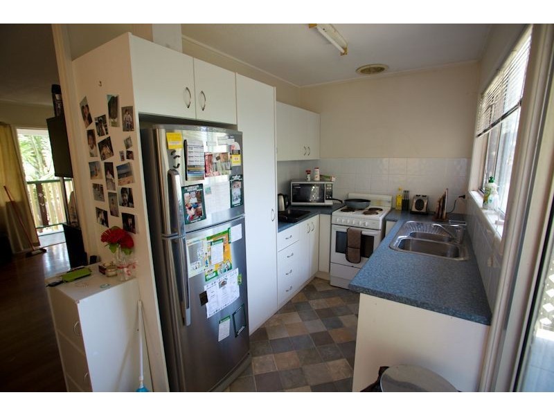 6 Kurrajong St, Woodridge QLD 4114