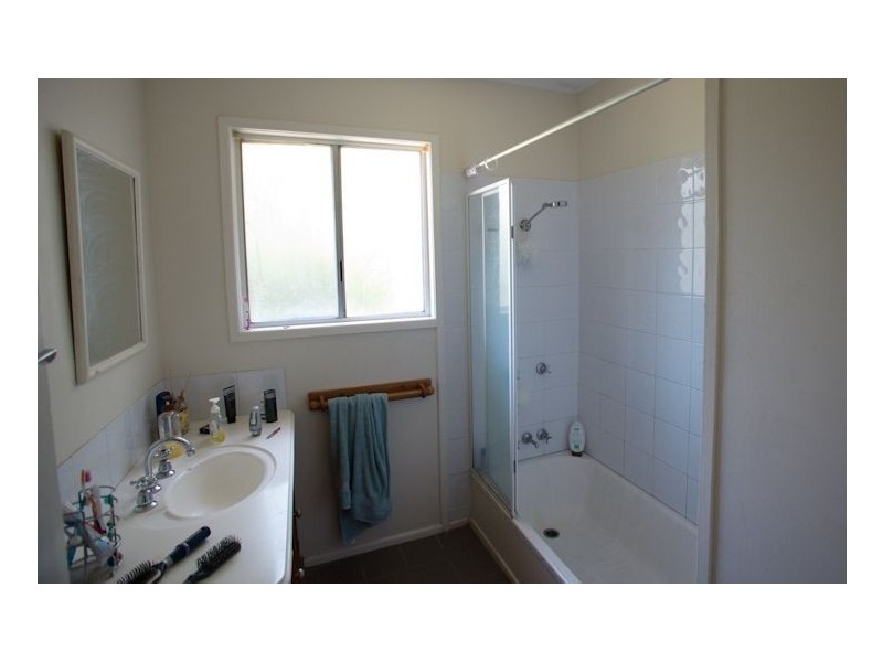 6 Kurrajong St, Woodridge QLD 4114