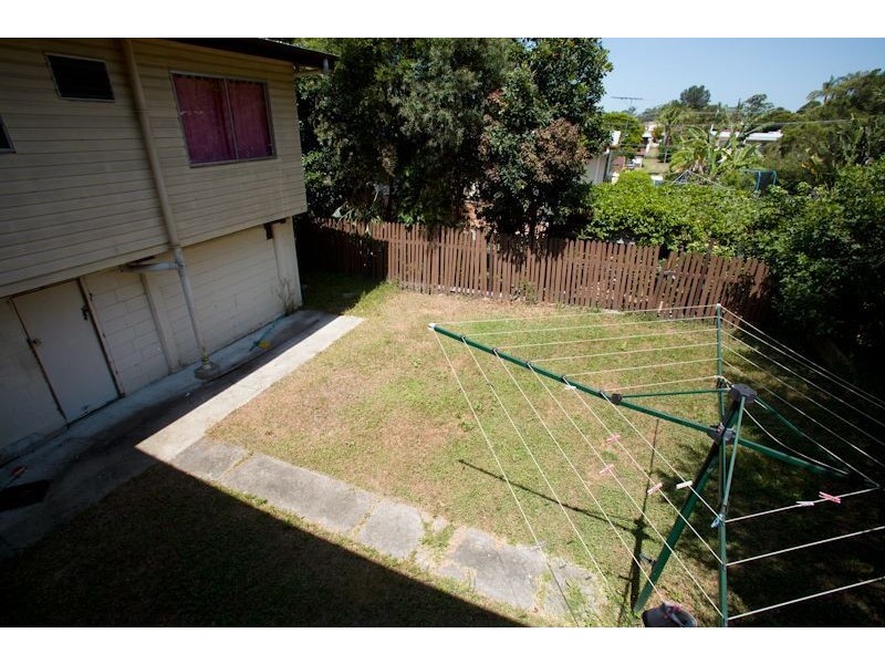 6 Kurrajong St, Woodridge QLD 4114