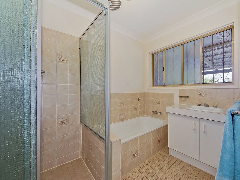 167 Castile Cres, Edens Landing QLD 4207