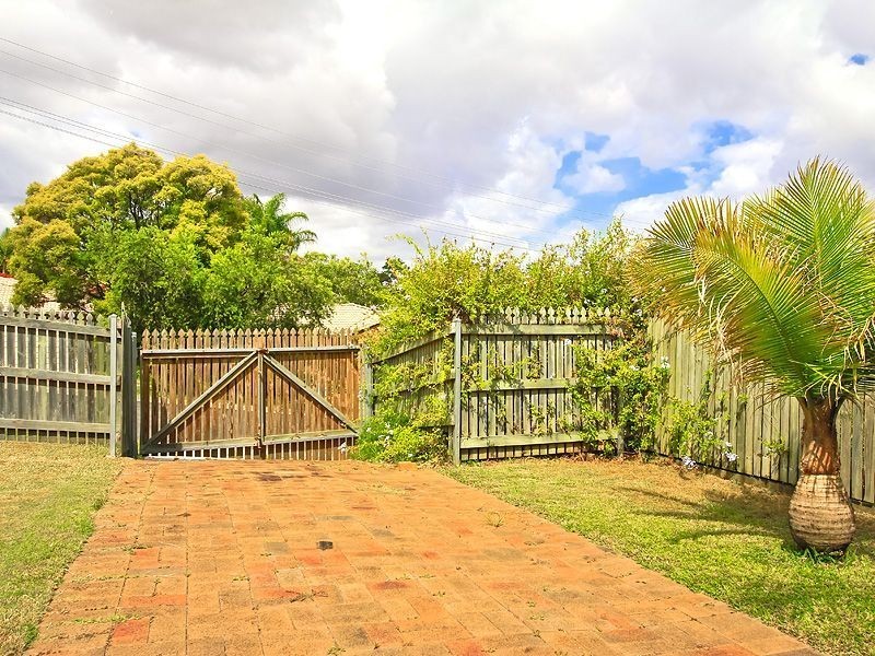 167 Castile Cres, Edens Landing QLD 4207