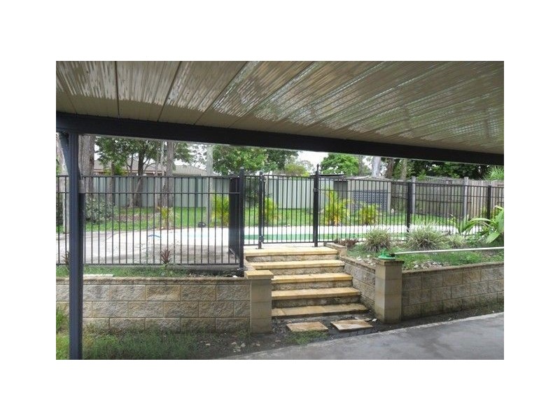 17 Strafford Rd, Bethania QLD 4205