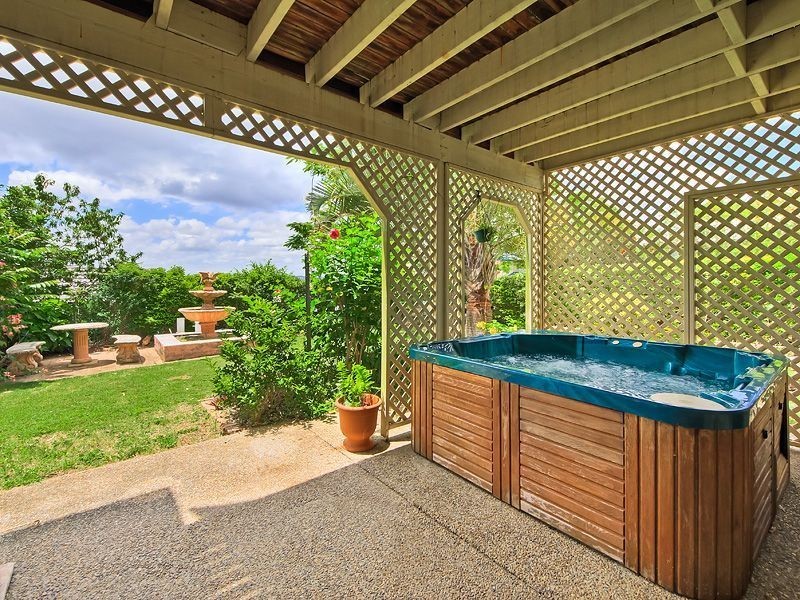 37 Wantana Cr, Edens Landing QLD 4207