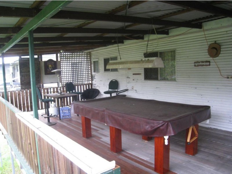 84 Mayes Ave, Kingston QLD 4114