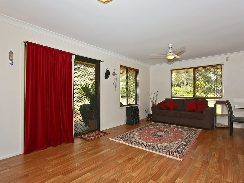 5 Jillian Ct, Logan Village QLD 4207