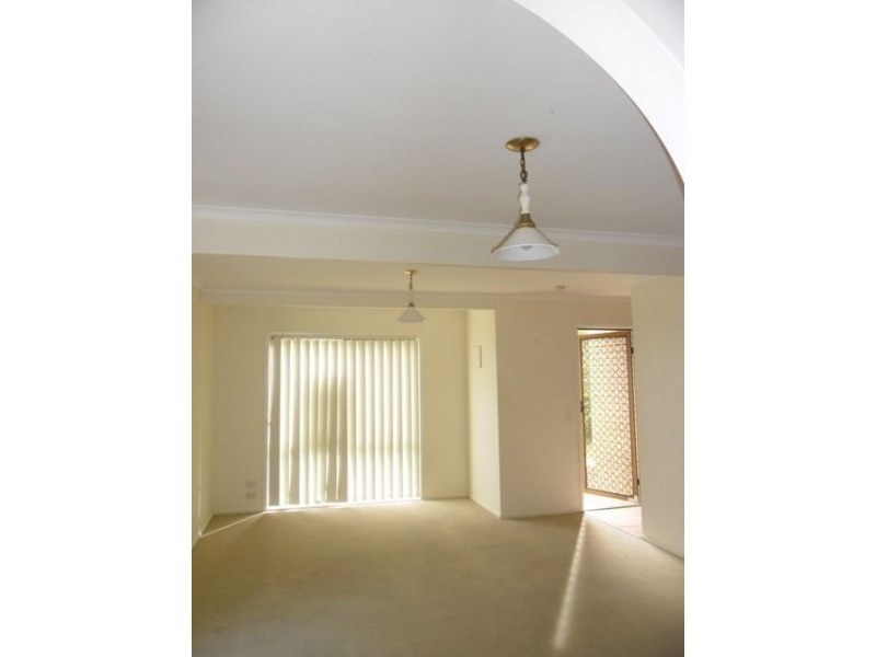 10b Guinevere Crt, Bethania QLD 4205