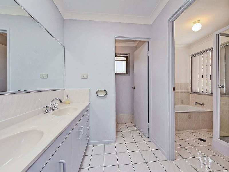62 Sheree Ct, Buccan QLD 4207