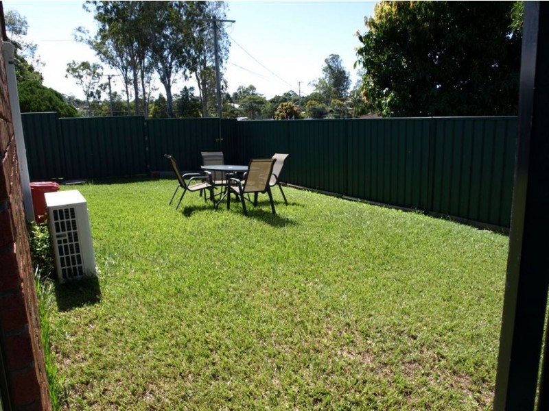 1/12 Albert St, Eagleby QLD 4207