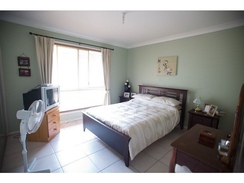 42 Kummara Rd, Edens Landing QLD 4207