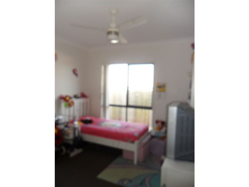 12 Benarkin Close, Waterford QLD 4133