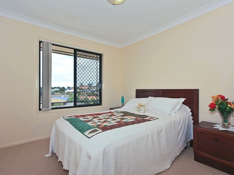 5 Richardson Court, Edens Landing QLD 4207