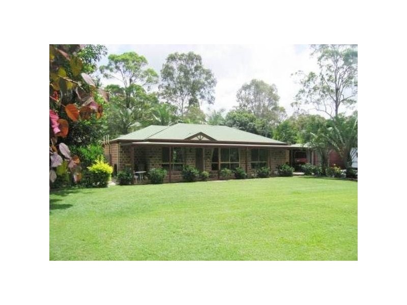 1 Helen-Louise Ct, Buccan QLD 4207