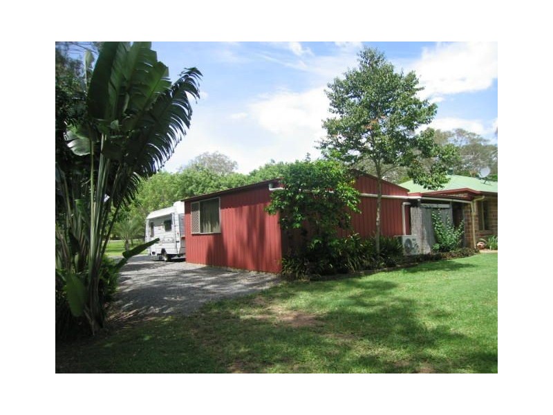 1 Helen-Louise Ct, Buccan QLD 4207