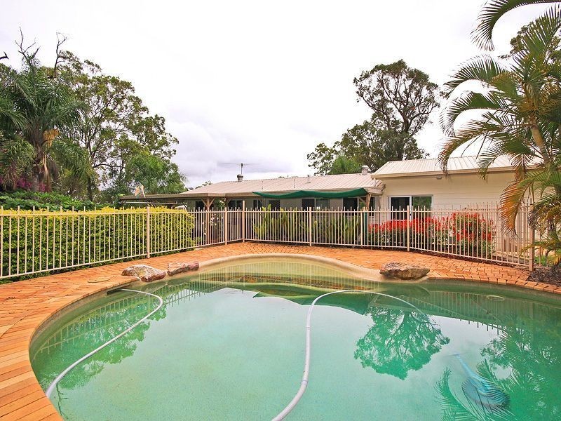 55 Sheree Crt, Buccan QLD 4207