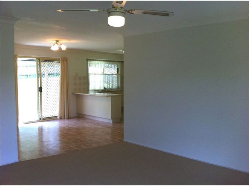 63 Tallagandra Rd, Beenleigh QLD 4207