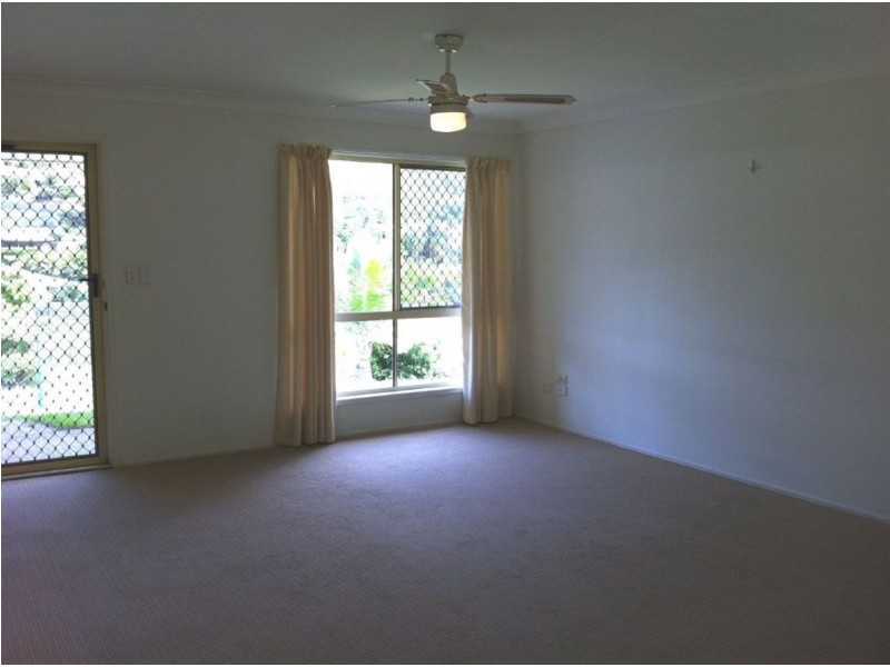 63 Tallagandra Rd, Beenleigh QLD 4207