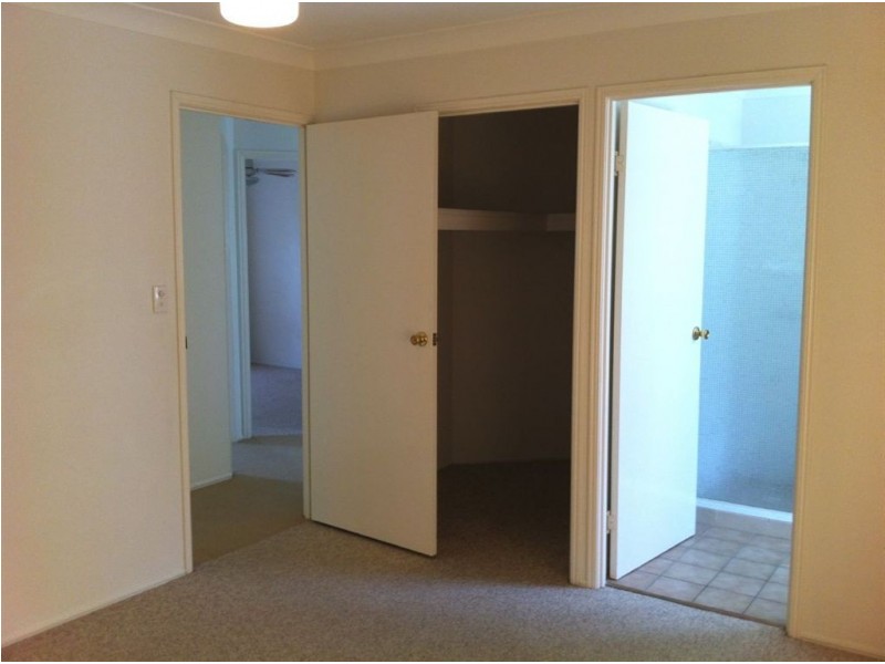 63 Tallagandra Rd, Beenleigh QLD 4207