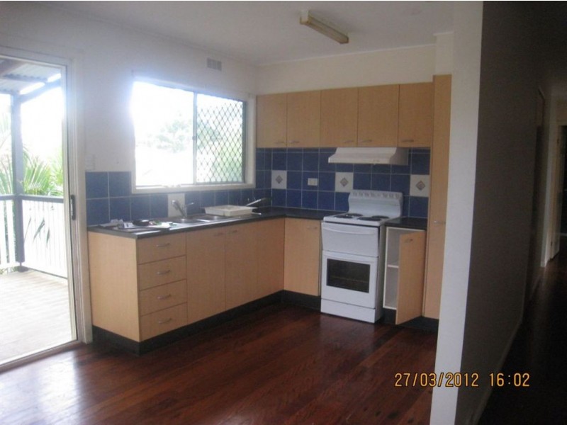 8 Licola Street, Woodridge QLD 4114