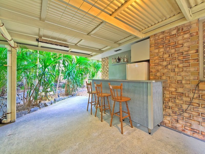 53 Ivanhoe Drive, Edens Landing QLD 4207