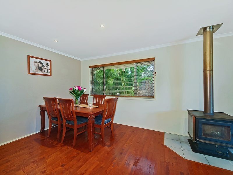 53 Ivanhoe Drive, Edens Landing QLD 4207