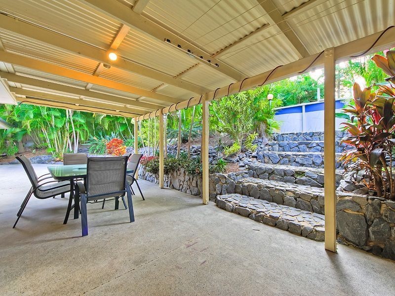 53 Ivanhoe Drive, Edens Landing QLD 4207