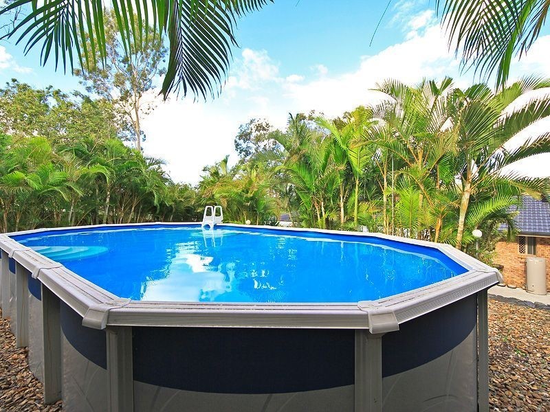 53 Ivanhoe Drive, Edens Landing QLD 4207