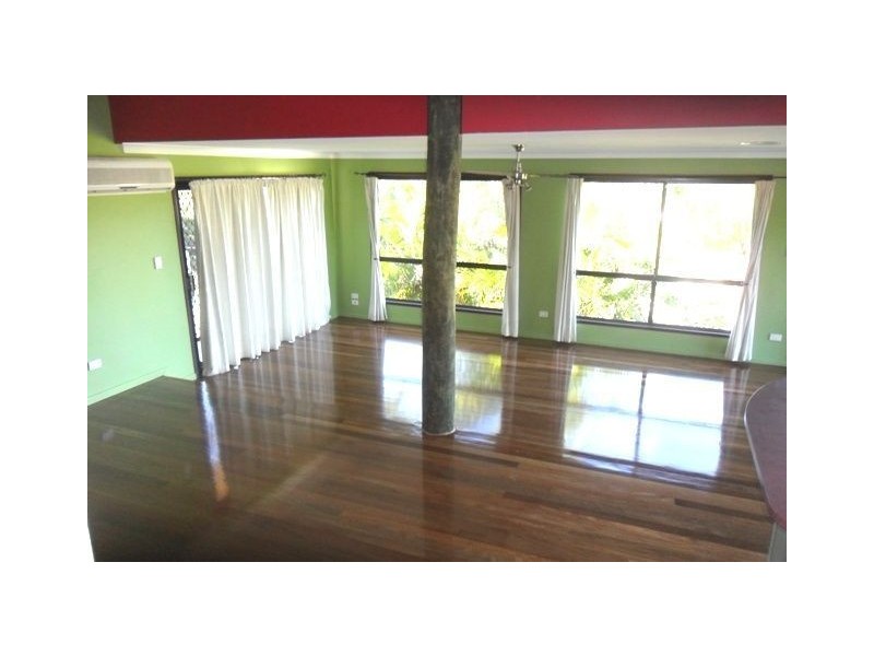 11 Vromans Court, Edens Landing QLD 4207