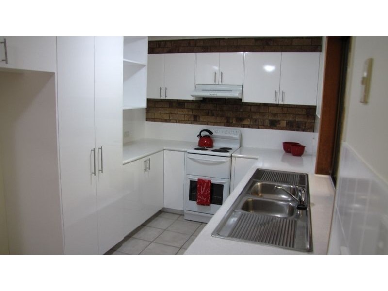 4/2 Delanty Court, Mount Warren Park QLD 4207