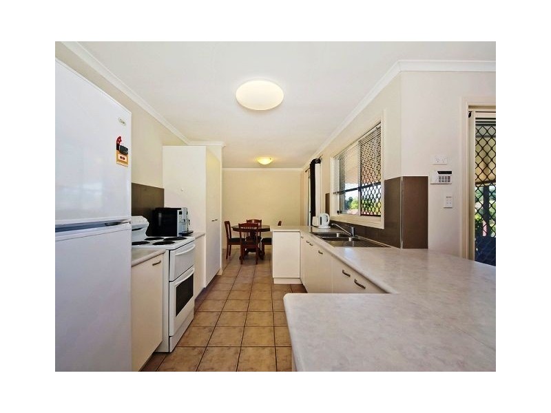 58 Avonmore St, Edens Landing QLD 4207