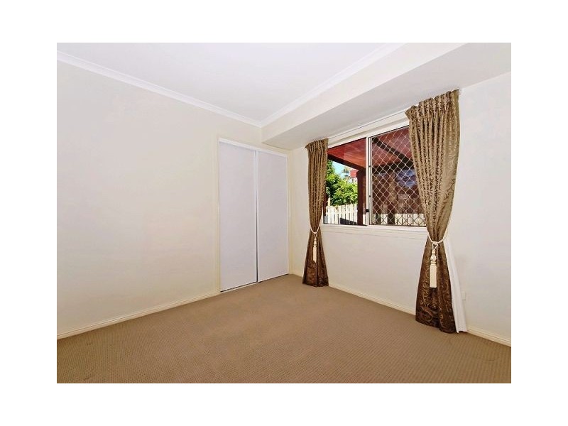 58 Avonmore St, Edens Landing QLD 4207