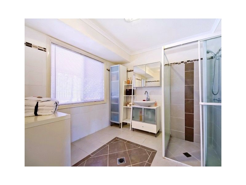 58 Avonmore St, Edens Landing QLD 4207