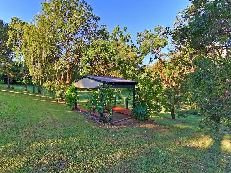 48 Lima Street, Edens Landing QLD 4207