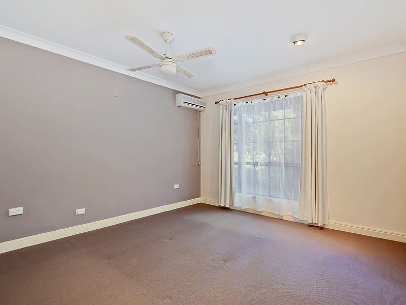 48 Lima Street, Edens Landing QLD 4207