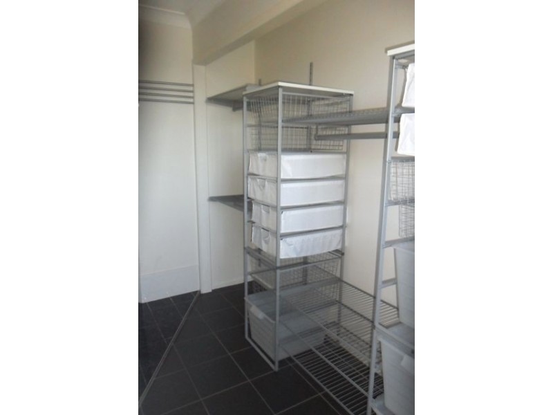 11 Vromans Court, Edens Landing QLD 4207