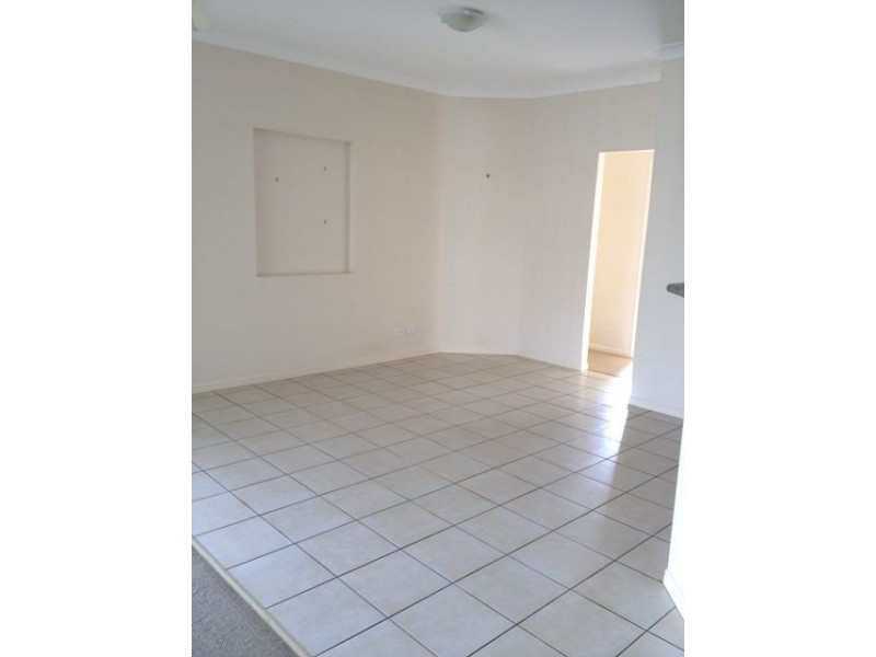 13 Holliday Dr, Edens Landing QLD 4207