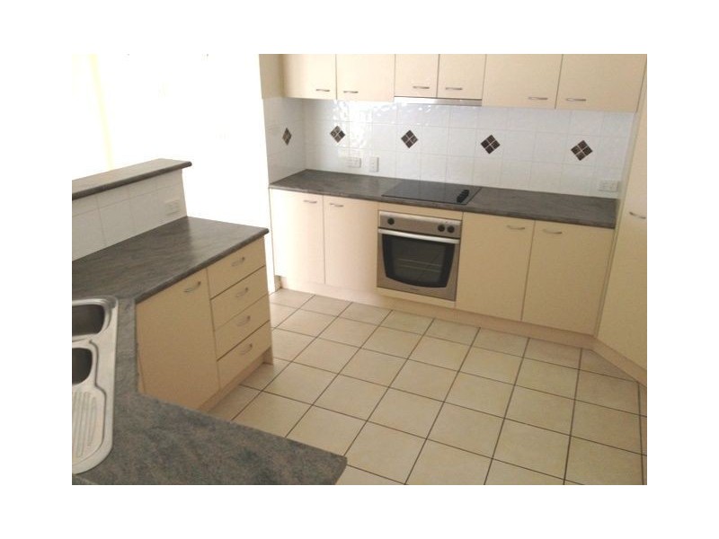 13 Holliday Dr, Edens Landing QLD 4207