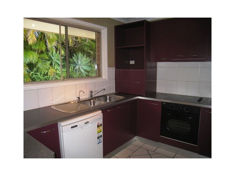 37 Leighton Drive, Edens Landing QLD 4207