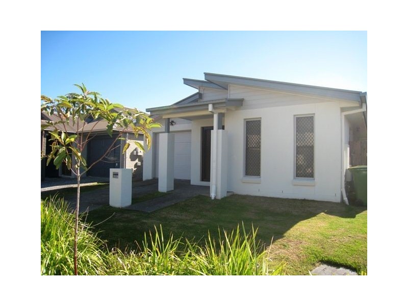 10 Coalstoun Crossing, Waterford QLD 4133